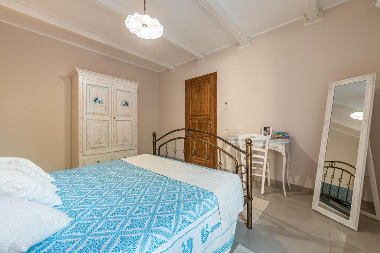 Villa Sa Rocca Junior & Suite Chia Zewnętrze zdjęcie
