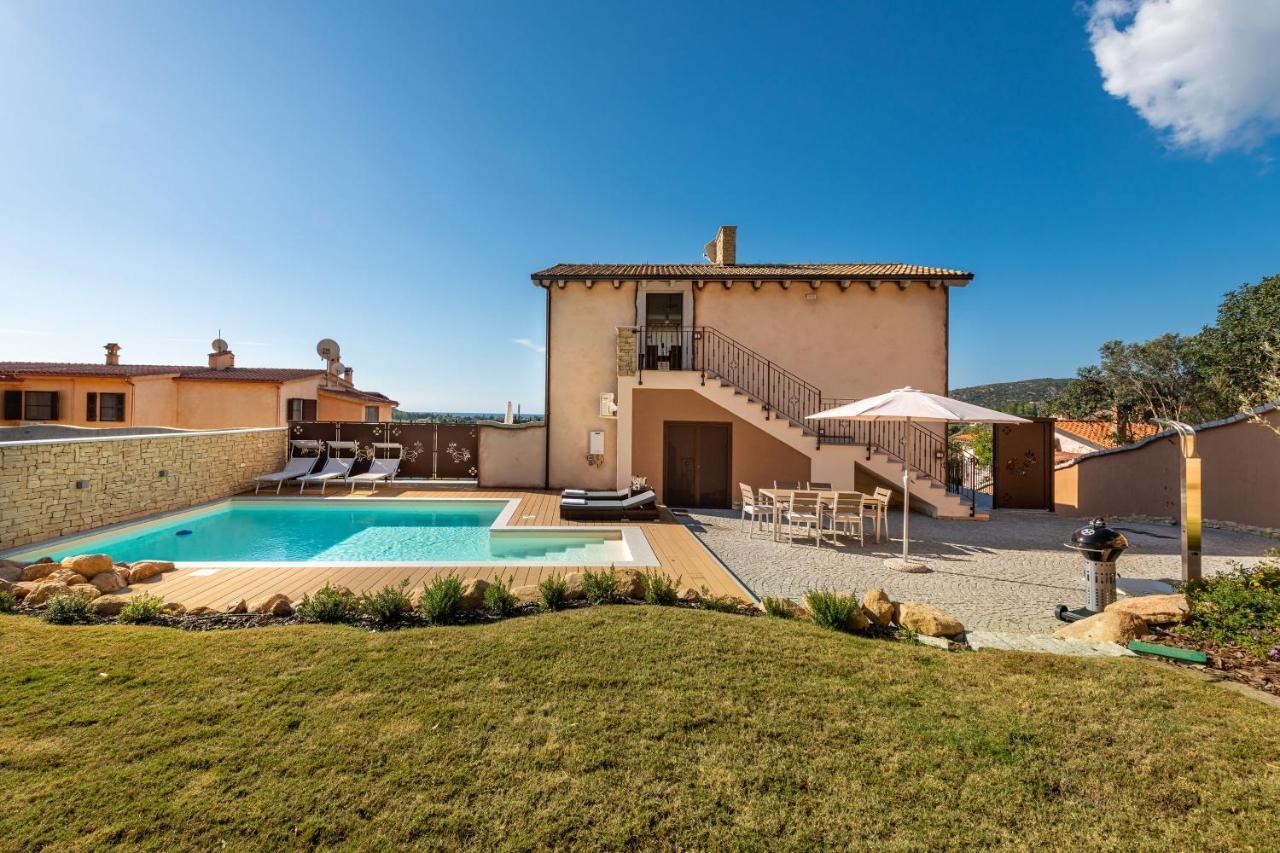 Villa Sa Rocca Junior & Suite Chia Zewnętrze zdjęcie