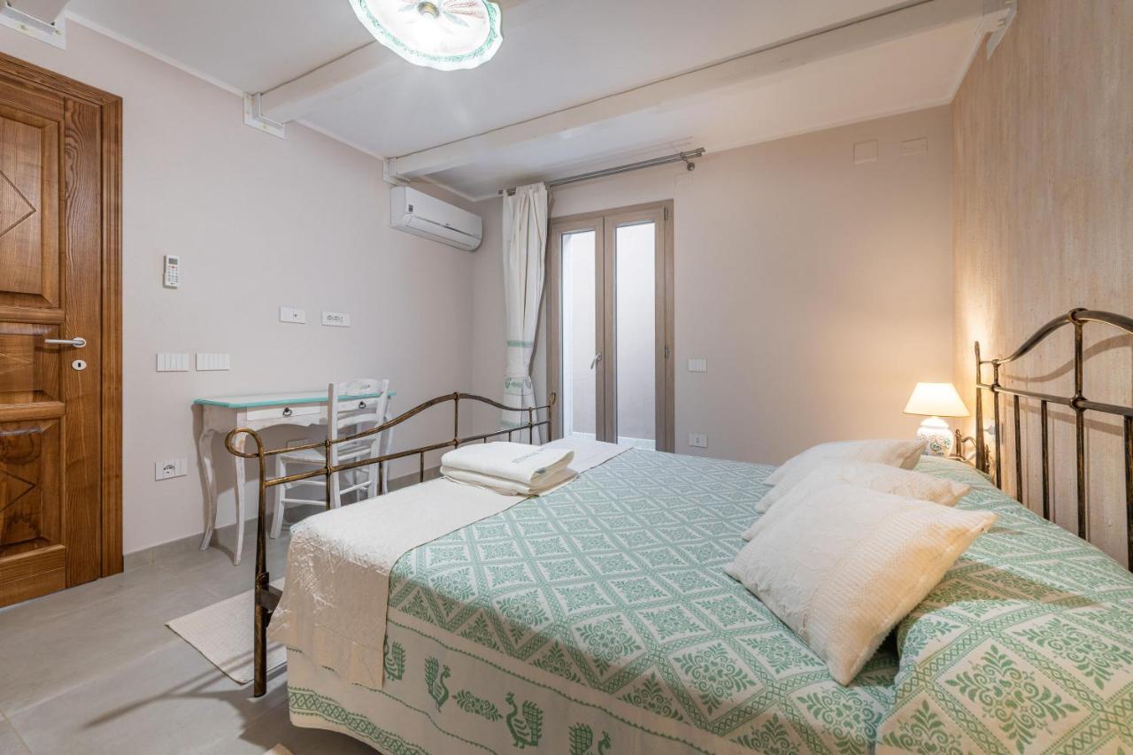 Villa Sa Rocca Junior & Suite Chia Zewnętrze zdjęcie