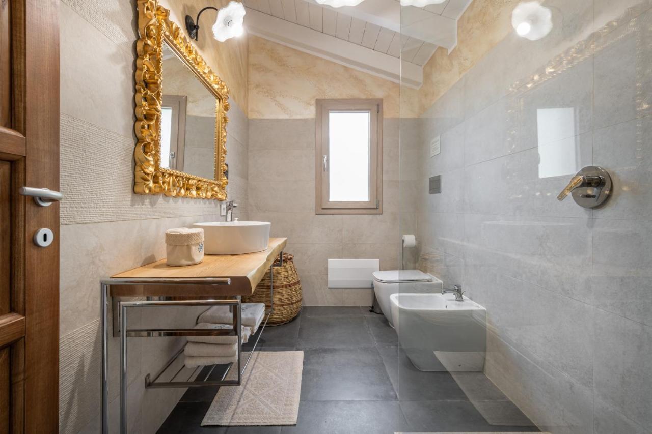 Villa Sa Rocca Junior & Suite Chia Zewnętrze zdjęcie